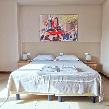 Viale San Pietro בית הארחה 3*