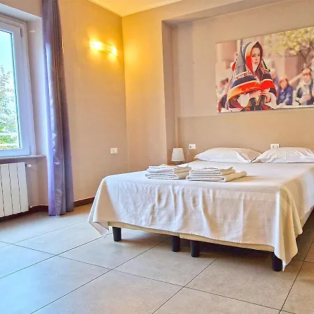 Viale San Pietro בית הארחה 2*
