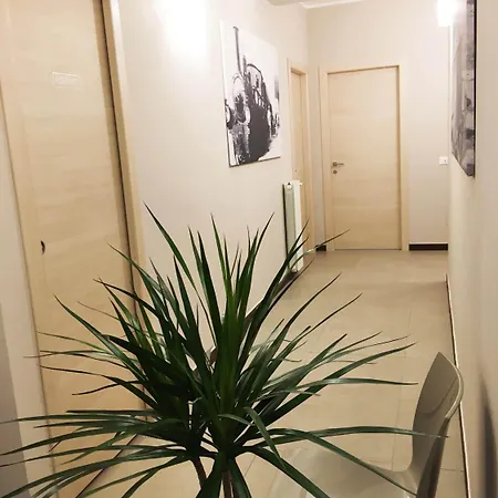 Viale San Pietro בית הארחה 3*